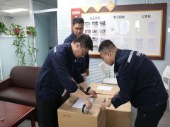 Anti-Epidemic, sharing love-SRON donated epidemic prevention materials to overseas partners