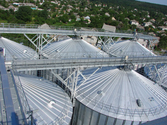SCRAPER CONVEYOR