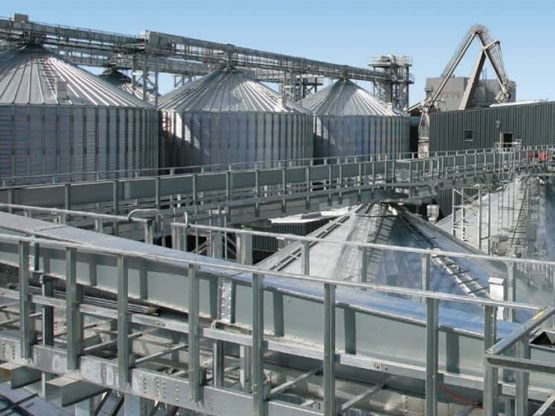 SCRAPER CONVEYOR