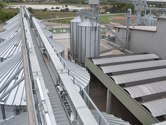SCRAPER CONVEYOR